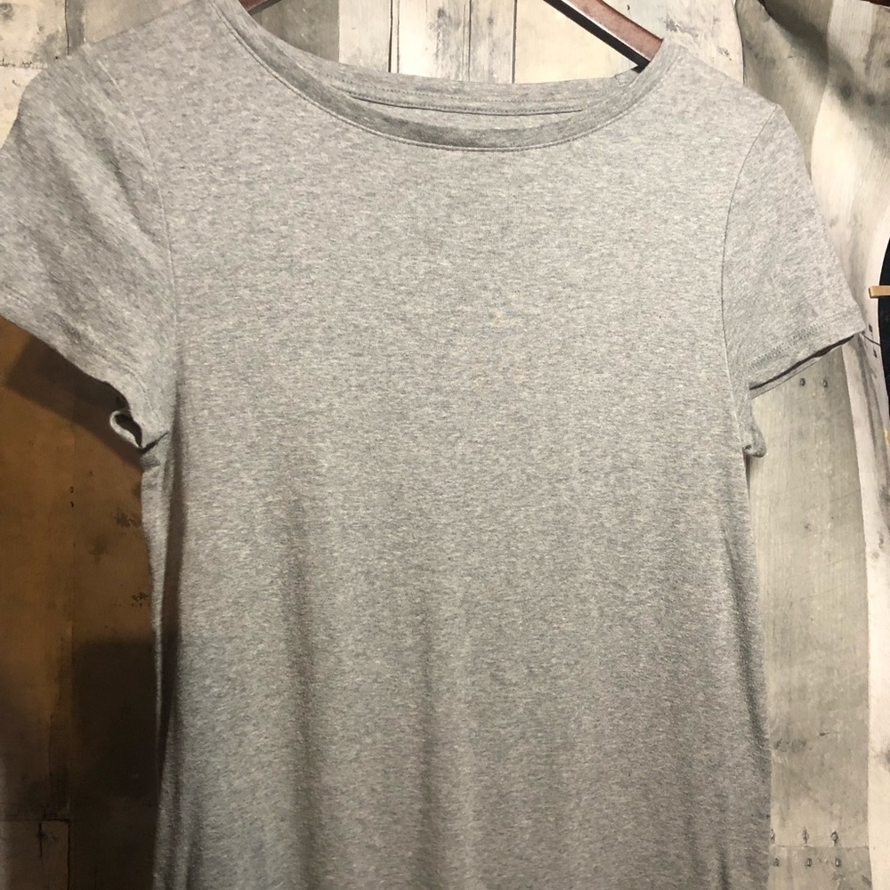 Isobel Maternity tee size M